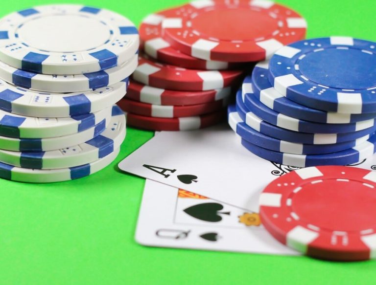 Poker và những kinh nghiệm cần thiết ở một người chơi bài