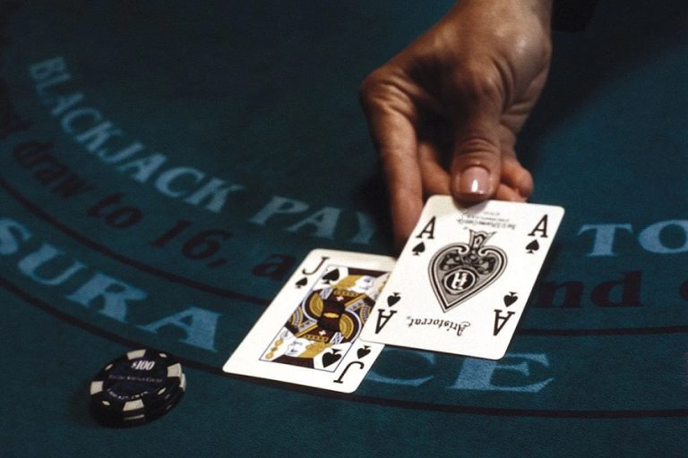 5 lỗi sai phổ biến nên tránh khi chơi Poker online?