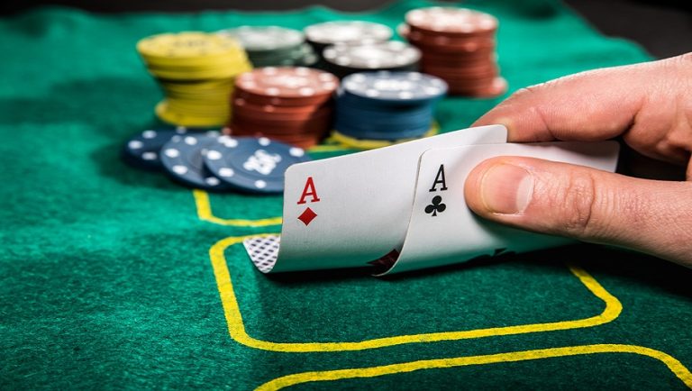 Chỉ ra 3 bí quyết cơ bản giúp bạn tham gia chơi Poker luôn tự tin chiến thắng